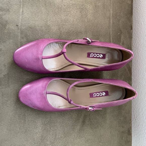 ECCO Aubergine Pumps (eggplant-ish, purple) 8-8.5 - Picture 6 of 6